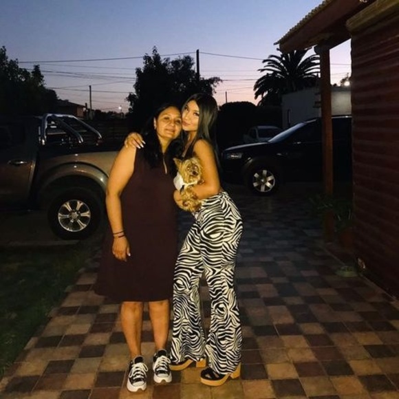 Meet your Posher, Isidora - Picture 1 of 1